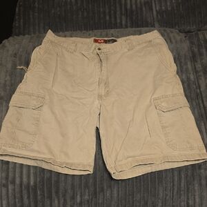 Men's Beige Cargo Shorts